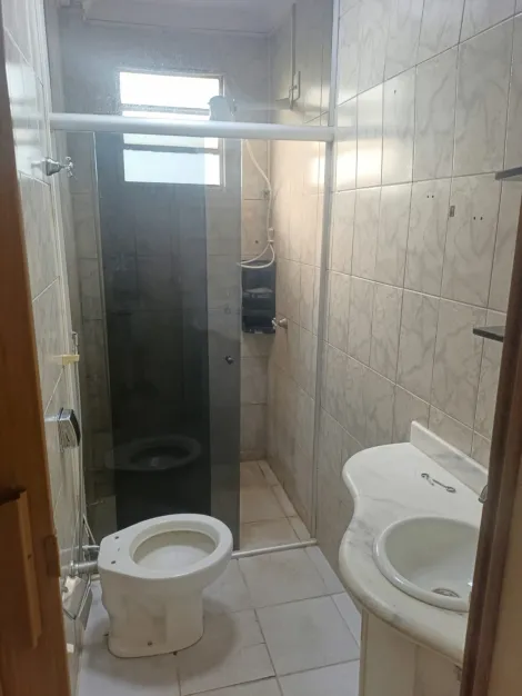 Alugar Apartamento / Padr&atilde;o em S&atilde;o Jos&eacute; do Rio Preto R$ 950,00 - Foto 14