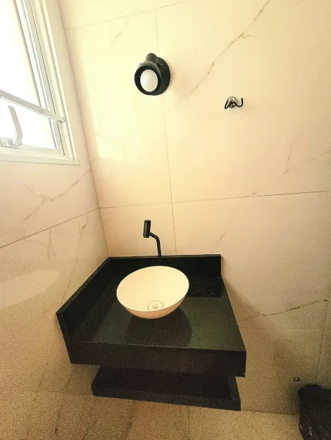 Alugar Casa / Padr&atilde;o em S&atilde;o Jos&eacute; do Rio Preto R$ 1.500,00 - Foto 14