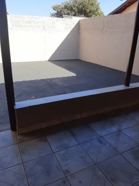 Comprar Casa / Padr&atilde;o em S&atilde;o Jos&eacute; do Rio Preto R$ 300.000,00 - Foto 2