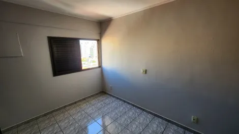 Alugar Apartamento / Padr&atilde;o em S&atilde;o Jos&eacute; do Rio Preto R$ 930,00 - Foto 7