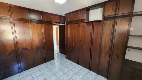 Alugar Apartamento / Padr&atilde;o em S&atilde;o Jos&eacute; do Rio Preto R$ 930,00 - Foto 8