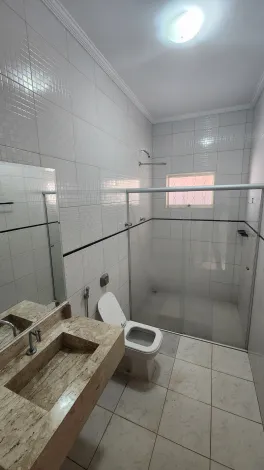 Alugar Casa / Padr&atilde;o em S&atilde;o Jos&eacute; do Rio Preto R$ 1.750,00 - Foto 6