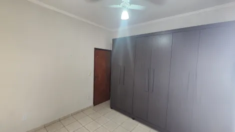 Alugar Casa / Padr&atilde;o em S&atilde;o Jos&eacute; do Rio Preto R$ 1.750,00 - Foto 8
