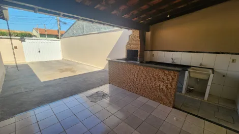 Alugar Casa / Padr&atilde;o em S&atilde;o Jos&eacute; do Rio Preto R$ 1.750,00 - Foto 13