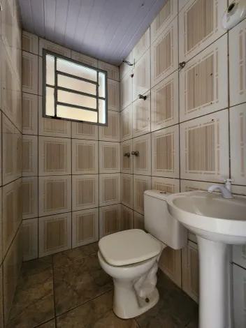 Alugar Casa / Padr&atilde;o em S&atilde;o Jos&eacute; do Rio Preto R$ 950,00 - Foto 13
