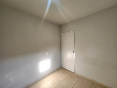 Alugar Casa / Padr&atilde;o em S&atilde;o Jos&eacute; do Rio Preto R$ 1.150,00 - Foto 9