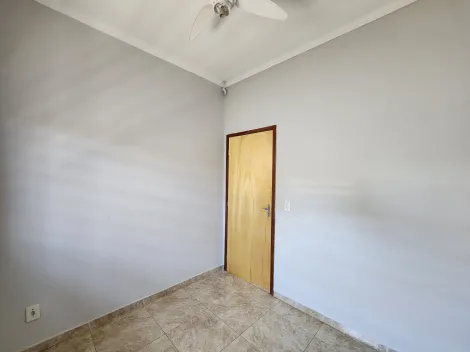 Alugar Casa / Padr&atilde;o em S&atilde;o Jos&eacute; do Rio Preto R$ 1.600,00 - Foto 9