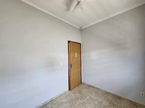 Alugar Casa / Padr&atilde;o em S&atilde;o Jos&eacute; do Rio Preto R$ 1.600,00 - Foto 12