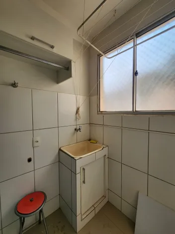 Alugar Apartamento / Padr&atilde;o em S&atilde;o Jos&eacute; do Rio Preto R$ 1.500,00 - Foto 12