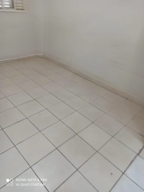 Alugar Comercial / Sala em S&atilde;o Jos&eacute; do Rio Preto R$ 350,00 - Foto 4