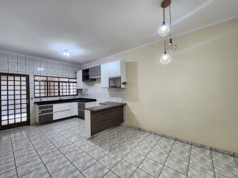 Alugar Casa / Padr&atilde;o em S&atilde;o Jos&eacute; do Rio Preto R$ 1.500,00 - Foto 4