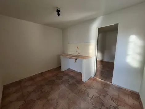 Alugar Casa / Padr&atilde;o em S&atilde;o Jos&eacute; do Rio Preto R$ 850,00 - Foto 2