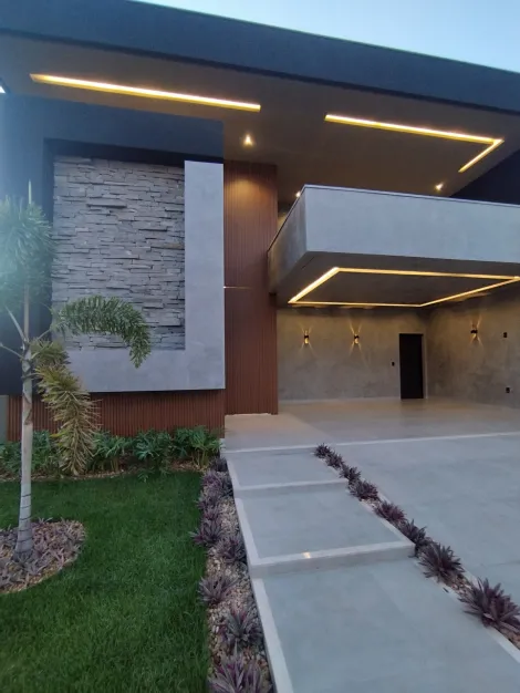 Alugar Casa / Condom&iacute;nio em S&atilde;o Jos&eacute; do Rio Preto. apenas R$ 1.790.000,00