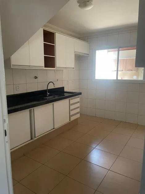 Alugar Casa / Condom&iacute;nio em S&atilde;o Jos&eacute; do Rio Preto R$ 3.000,00 - Foto 4