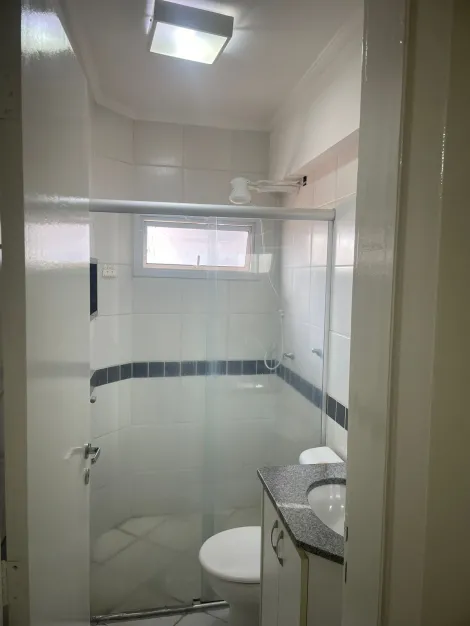 Alugar Casa / Condom&iacute;nio em S&atilde;o Jos&eacute; do Rio Preto R$ 3.000,00 - Foto 18