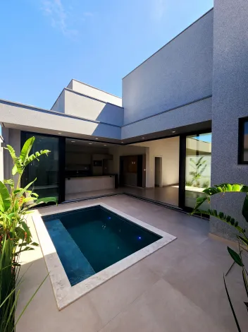 Casa / Condom&iacute;nio em S&atilde;o Jos&eacute; do Rio Preto 