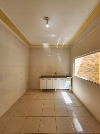 Alugar Casa / Padr&atilde;o em S&atilde;o Jos&eacute; do Rio Preto R$ 1.600,00 - Foto 4
