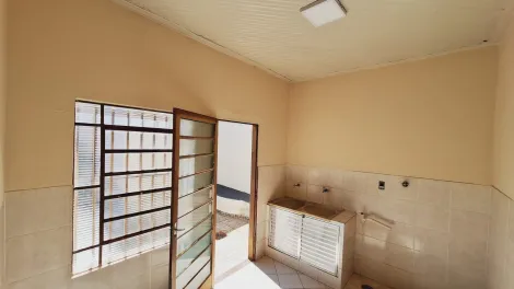 Alugar Casa / Padr&atilde;o em S&atilde;o Jos&eacute; do Rio Preto R$ 1.900,00 - Foto 37