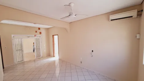 Alugar Casa / Padr&atilde;o em S&atilde;o Jos&eacute; do Rio Preto R$ 1.900,00 - Foto 41