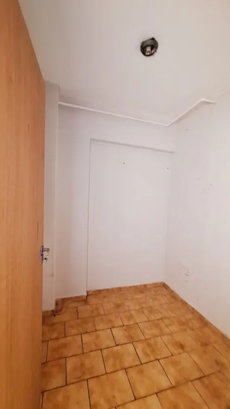 Alugar Apartamento / Padr&atilde;o em S&atilde;o Jos&eacute; do Rio Preto R$ 1.500,00 - Foto 21
