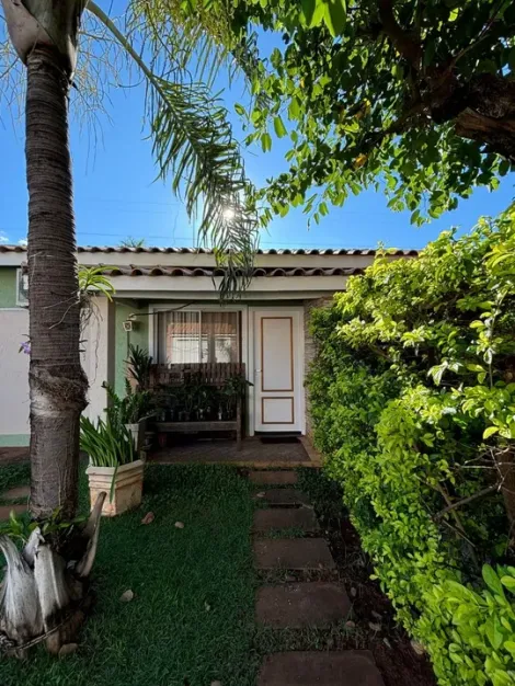 Alugar Casa / Condom&iacute;nio em S&atilde;o Jos&eacute; do Rio Preto. apenas R$ 480.000,00
