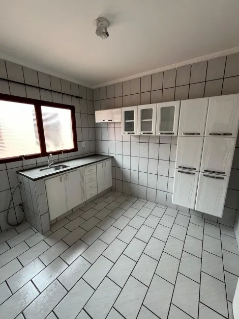 Alugar Apartamento / Padr&atilde;o em S&atilde;o Jos&eacute; do Rio Preto. apenas R$ 1.000,00