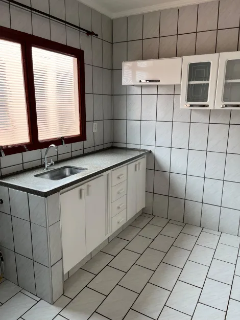 Alugar Apartamento / Padr&atilde;o em S&atilde;o Jos&eacute; do Rio Preto R$ 1.000,00 - Foto 5