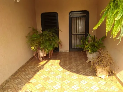 Casa / Padr&atilde;o em Barretos 