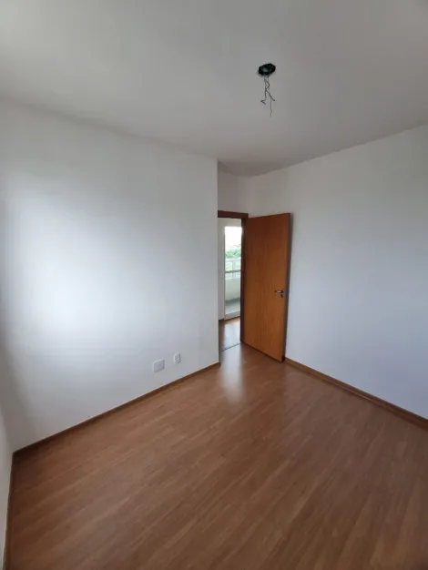 Alugar Apartamento / Padr&atilde;o em S&atilde;o Jos&eacute; do Rio Preto R$ 1.100,00 - Foto 7