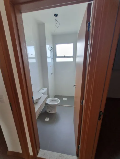Alugar Apartamento / Padr&atilde;o em S&atilde;o Jos&eacute; do Rio Preto R$ 1.100,00 - Foto 20