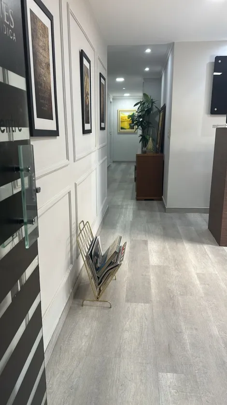Comercial / Sala em S&atilde;o Jos&eacute; do Rio Preto 