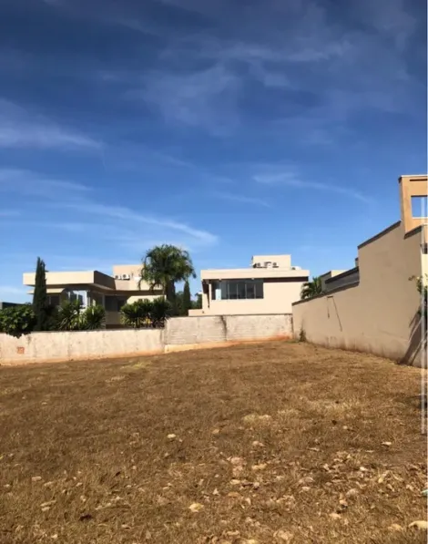 Alugar Terreno / Condom&iacute;nio em S&atilde;o Jos&eacute; do Rio Preto. apenas R$ 350.000,00