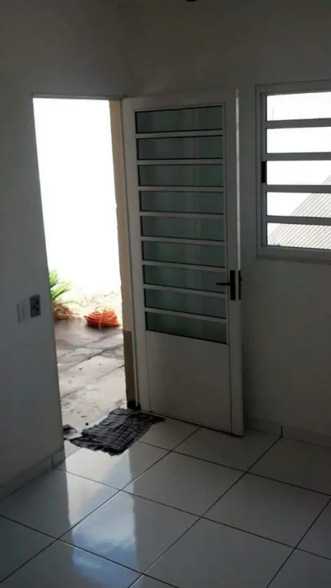Comprar Casa / Padr&atilde;o em S&atilde;o Jos&eacute; do Rio Preto R$ 210.000,00 - Foto 2