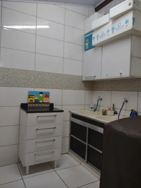 Comprar Casa / Padr&atilde;o em S&atilde;o Jos&eacute; do Rio Preto R$ 470.000,00 - Foto 3
