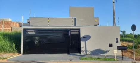 Alugar Casa / Padr&atilde;o em S&atilde;o Jos&eacute; do Rio Preto. apenas R$ 600.000,00