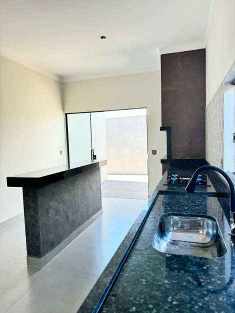 Comprar Casa / Padr&atilde;o em Mirassol R$ 440.000,00 - Foto 11