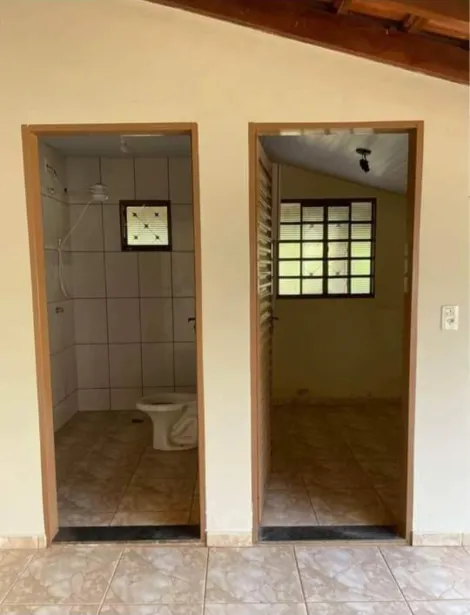 Alugar Rural / Ch&aacute;cara em Guapia&ccedil;u R$ 3.700,00 - Foto 17