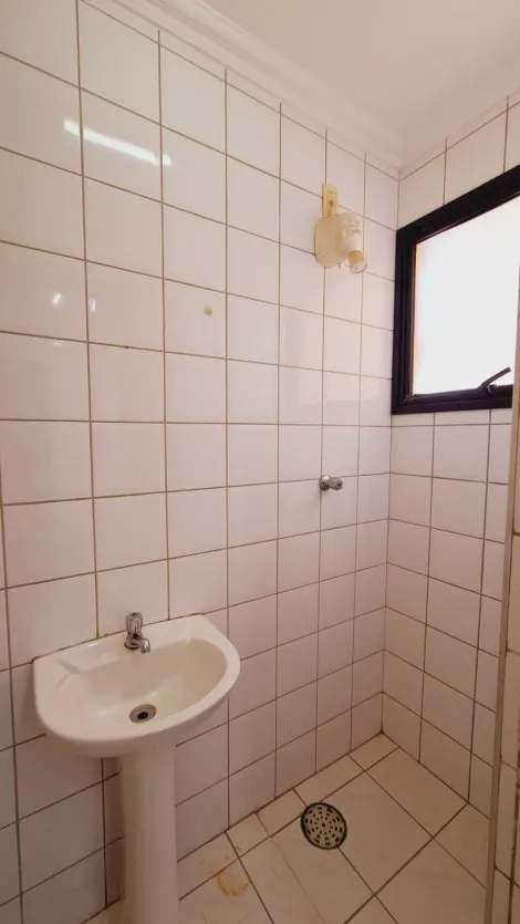Alugar Apartamento / Padr&atilde;o em S&atilde;o Jos&eacute; do Rio Preto R$ 2.400,00 - Foto 18