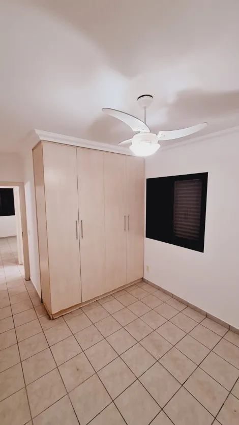 Alugar Apartamento / Padr&atilde;o em S&atilde;o Jos&eacute; do Rio Preto R$ 2.400,00 - Foto 31