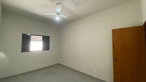 Alugar Casa / Padr&atilde;o em S&atilde;o Jos&eacute; do Rio Preto R$ 2.200,00 - Foto 7