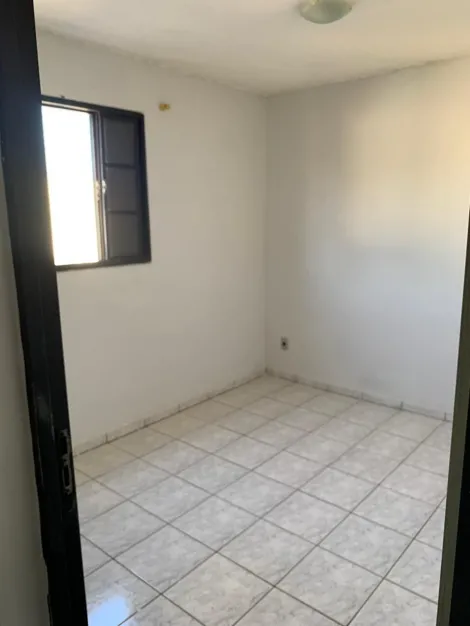 Alugar Apartamento / Padr&atilde;o em S&atilde;o Jos&eacute; do Rio Preto R$ 950,00 - Foto 5