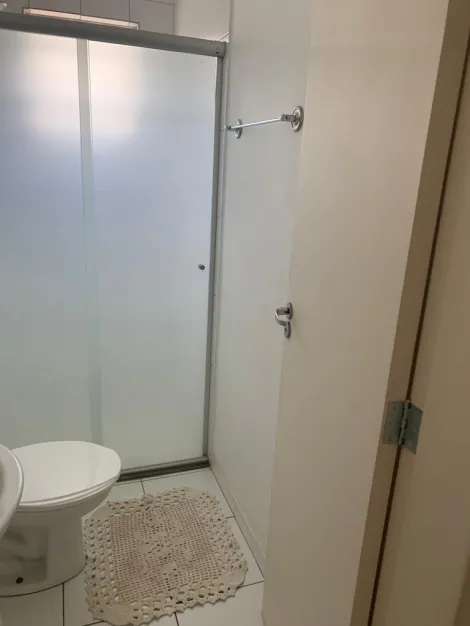 Alugar Apartamento / Padr&atilde;o em S&atilde;o Jos&eacute; do Rio Preto R$ 950,00 - Foto 12