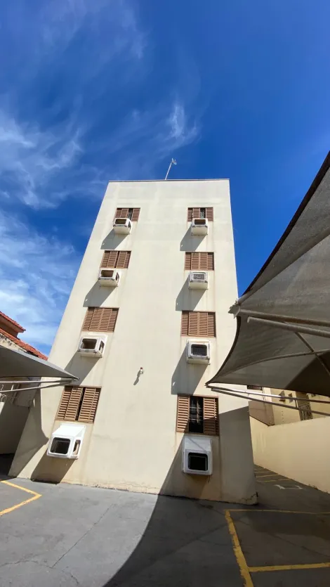 Alugar Apartamento / Padr&atilde;o em S&atilde;o Jos&eacute; do Rio Preto. apenas R$ 850,00