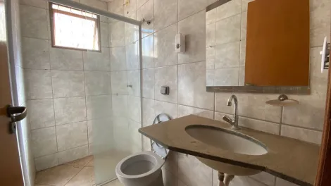 Alugar Apartamento / Padr&atilde;o em S&atilde;o Jos&eacute; do Rio Preto R$ 850,00 - Foto 4