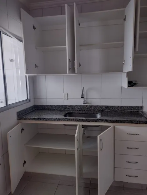 Alugar Apartamento / Padr&atilde;o em S&atilde;o Jos&eacute; do Rio Preto R$ 1.500,00 - Foto 2