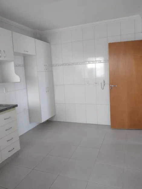 Alugar Apartamento / Padr&atilde;o em S&atilde;o Jos&eacute; do Rio Preto R$ 1.500,00 - Foto 4