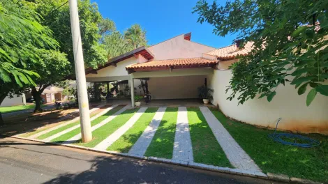 Casa / Condom&iacute;nio em S&atilde;o Jos&eacute; do Rio Preto 