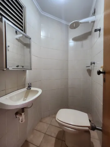 Alugar Apartamento / Padr&atilde;o em S&atilde;o Jos&eacute; do Rio Preto R$ 1.300,00 - Foto 15