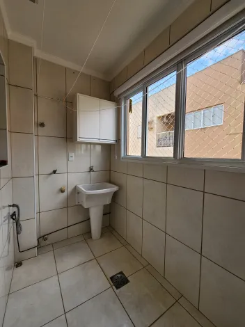 Alugar Apartamento / Padr&atilde;o em S&atilde;o Jos&eacute; do Rio Preto R$ 2.000,00 - Foto 12
