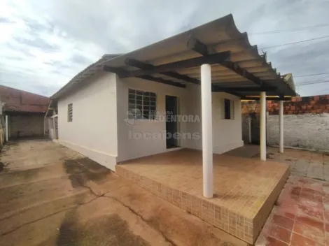 Alugar Casa / Padr&atilde;o em S&atilde;o Jos&eacute; do Rio Preto. apenas R$ 850,00